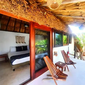 https://casa-sofia-holbox.quintano-roohotels.com